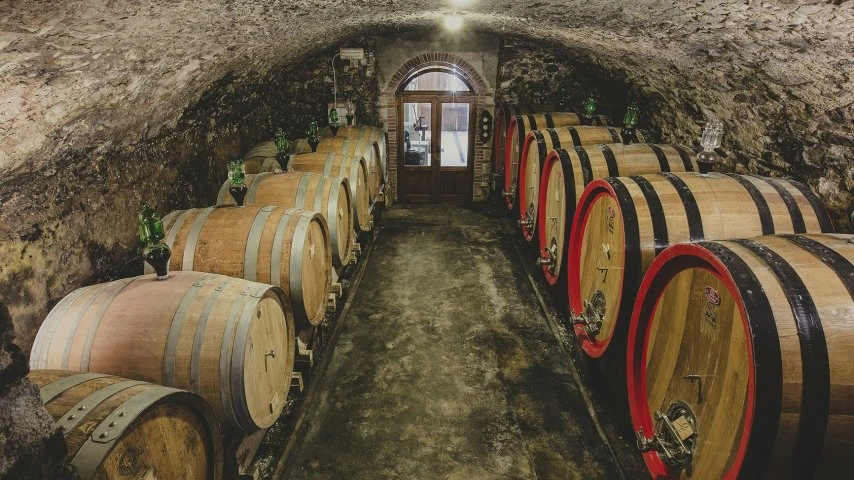 Azienda Agricola La Lama - Toscana - Cantina invecchiamento - Chianti Classico - Riserva